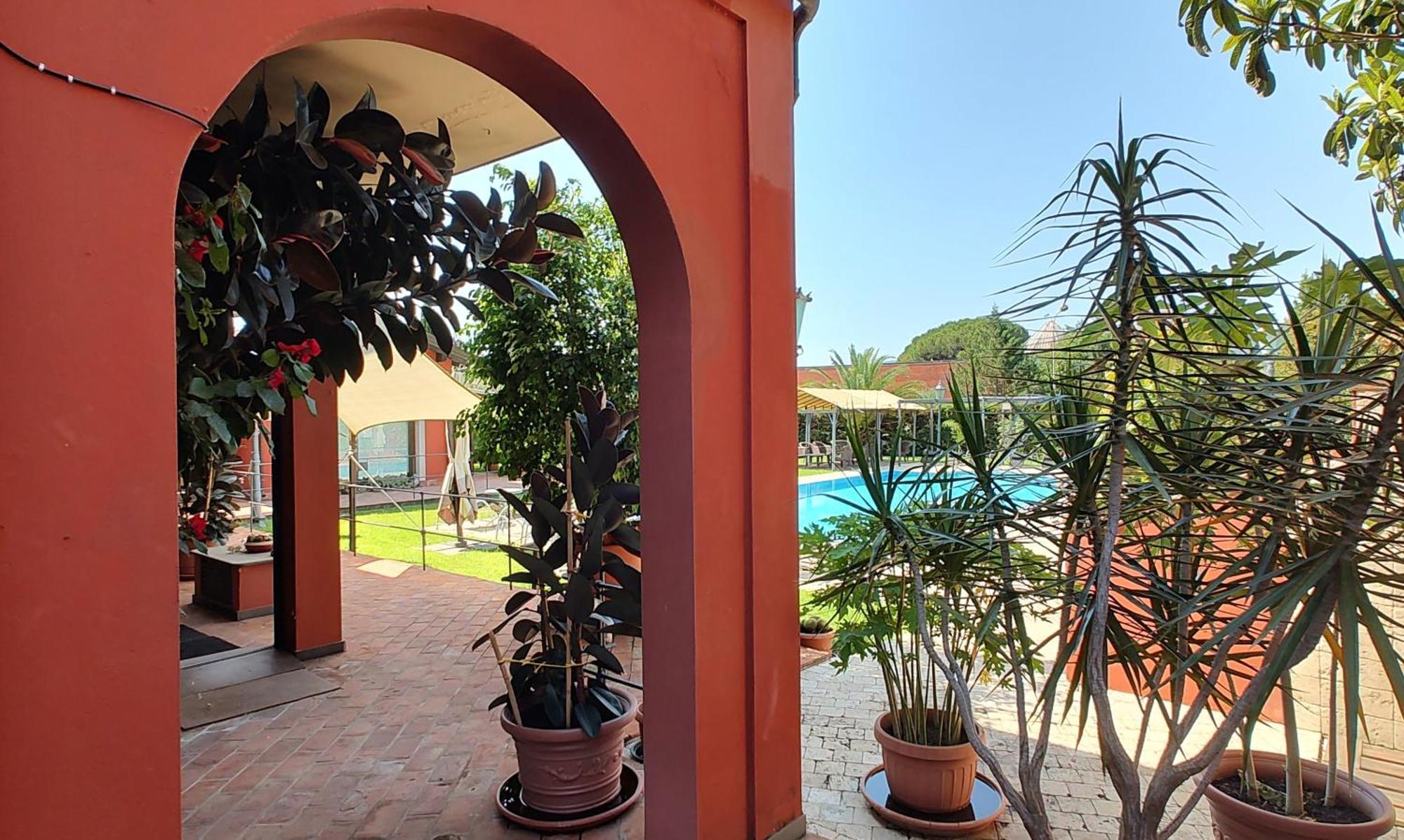 Albergo La Luna Sarzana Exterior photo